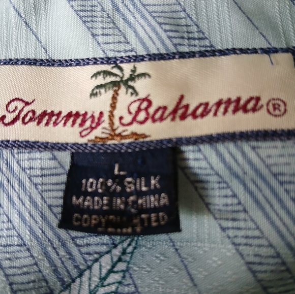Tommy Bahama 100% Silk Hawaiian Style Casual Button Down Shirt Men's Size Large - Picture 3 of 3
